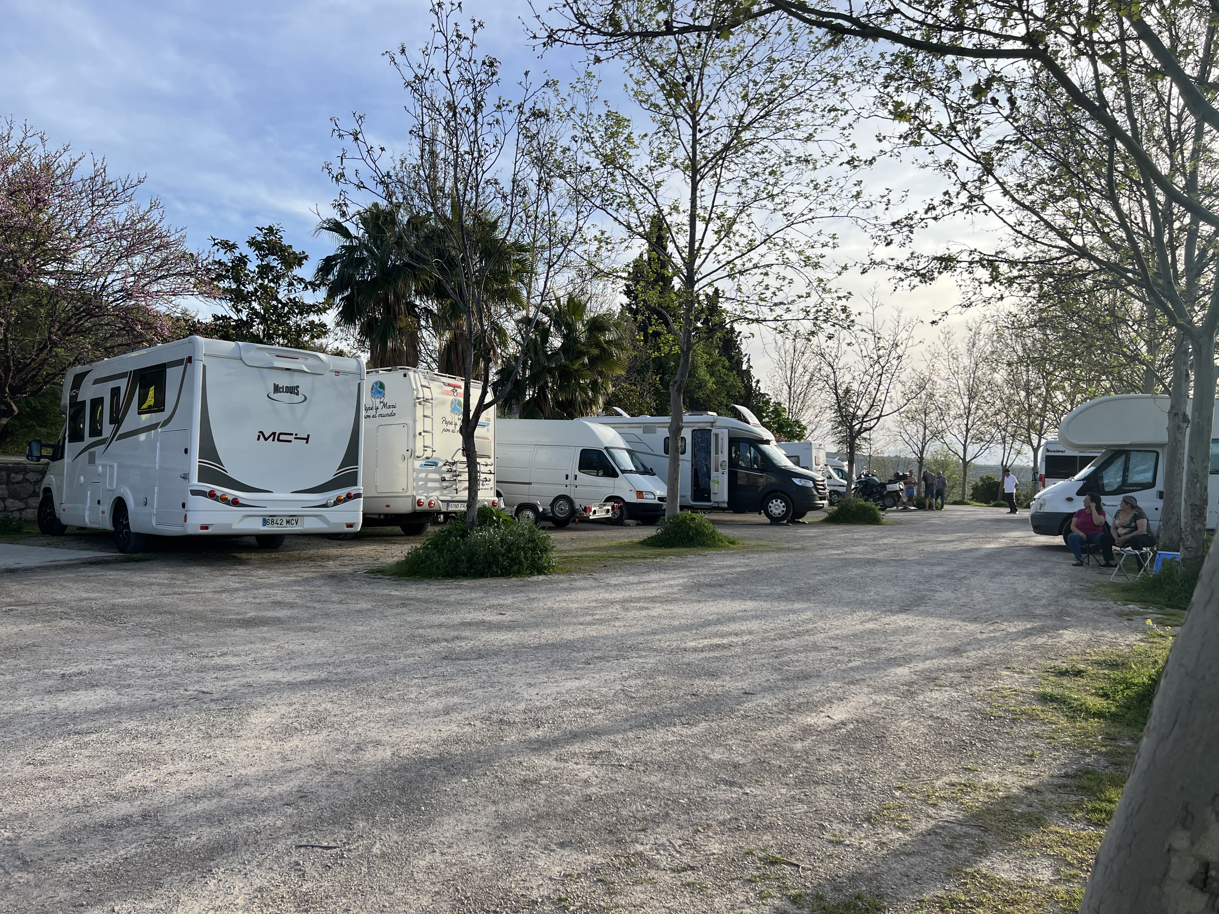 Área autocaravanas Cazorla - Imagen 2
